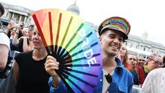 Londres celebra 50 años de la marcha del Orgu...