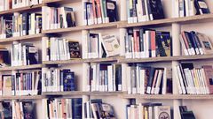 Recomendaciones de series, libros y películas...