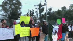Deportistas bloquean Río Churubusco en CDMX; ...
