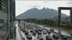 Lluvias en Nuevo León inundan de memes las re...