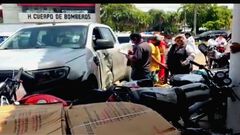 Camioneta contra 13 motos nuevas en Chetumal ...