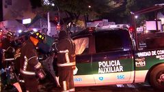 Patrulla choca contra estación del Metrobús e...