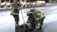 Se incendia motocicleta en Circuito interior ...