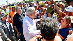 AMLO visita zona donde están atrapados 10 min...