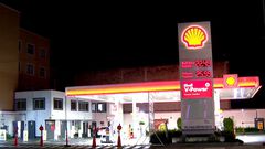 Ocho hombres asaltan gasolinera en la Narvart...