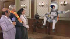 Una visita muy espacial: Andrés Manuel conoce...