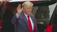Donald Trump invocó 400 veces la Quinta Enmie...