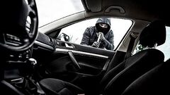 Así operan los criminales que roban vehículos...