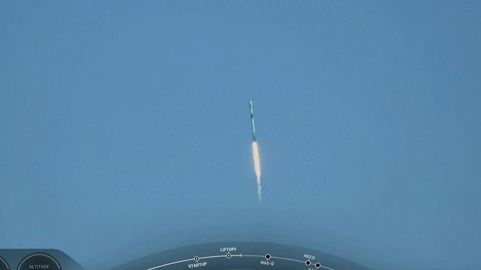 SpaceX lanza cohete Falcon 9 con más satélites Starlink desde Florida | N+