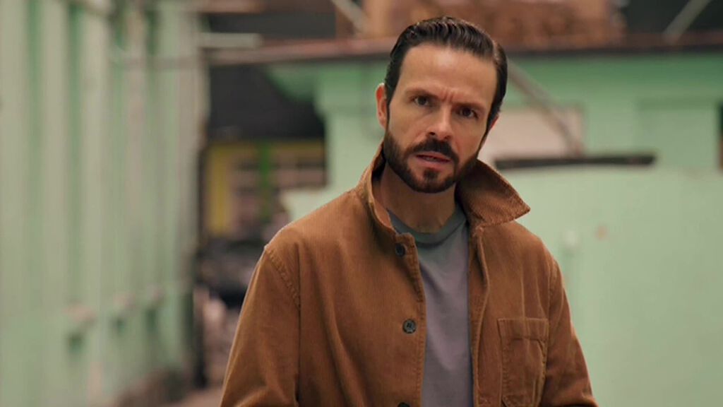 Corona de Lágrimas Edmundo recuerda los