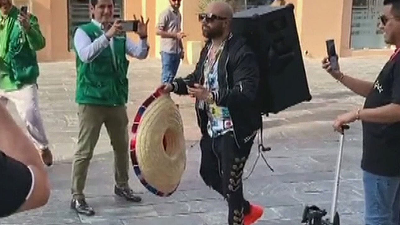 Mexicanos Toman Calles de Qatar