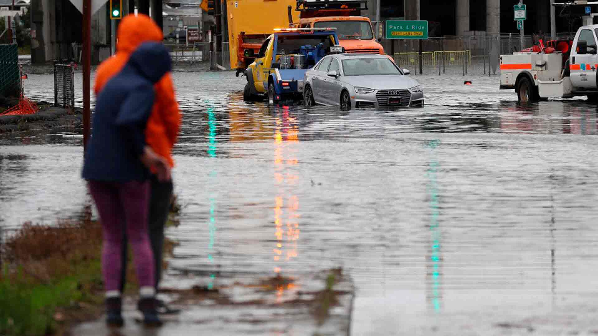 Tormenta Invernal Inunda Regiones de EUA