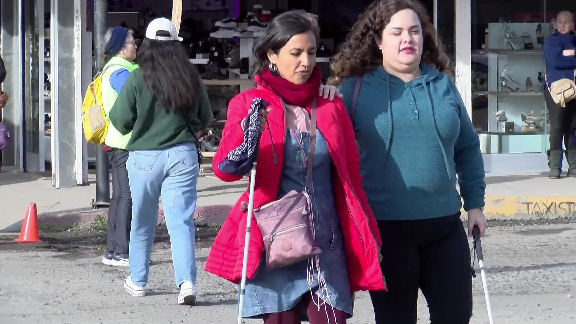 Transitar Transitar Por las Calles Es Un Reto: Personas Con Discapacidad Visual | N+