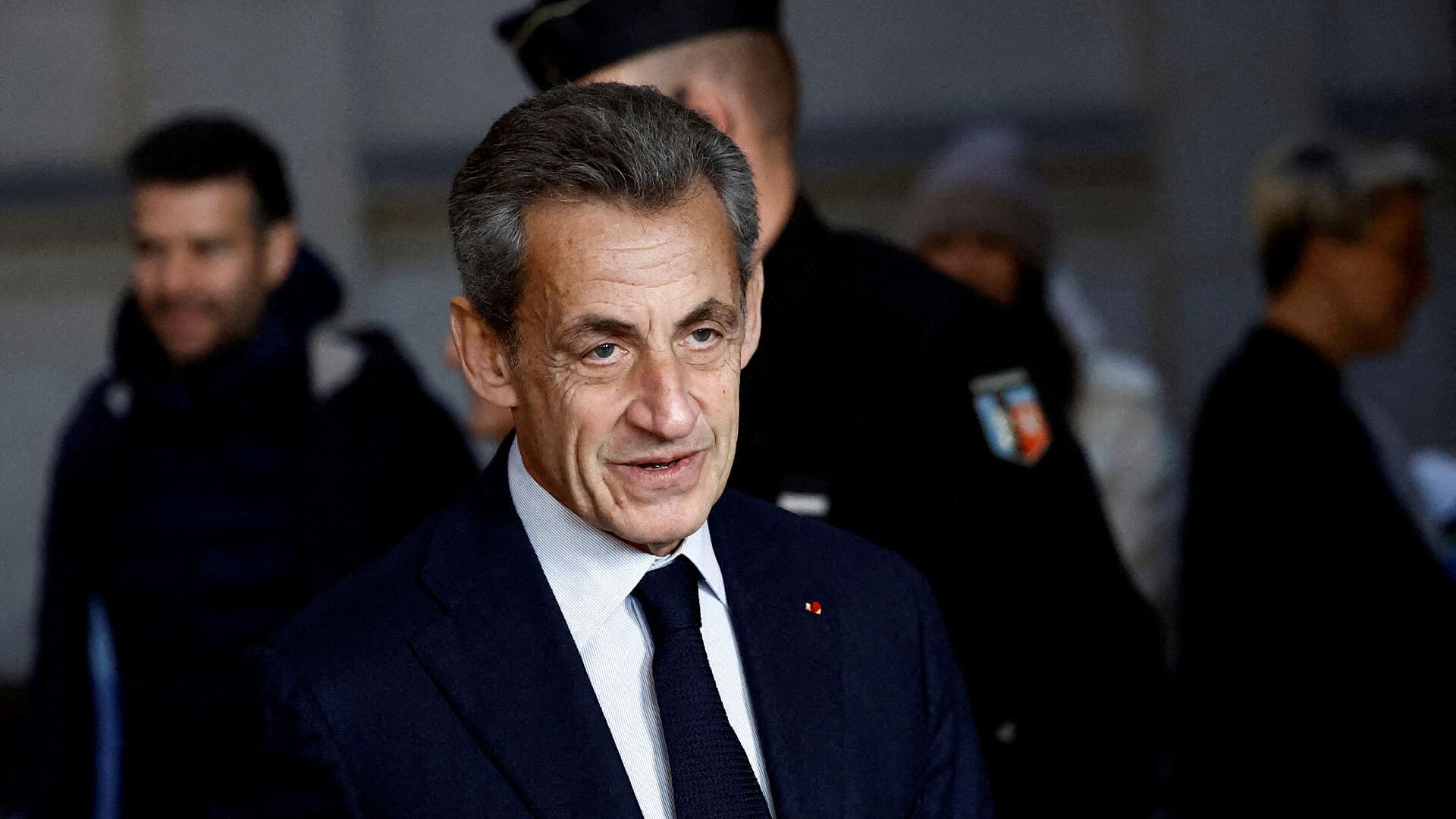 Dan Tres Años de Cárcel a Sarkozy por Corrupción